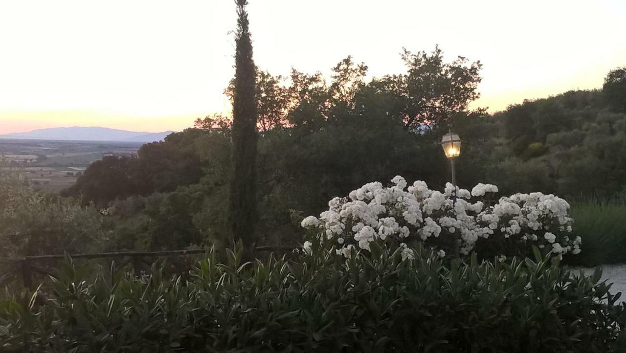 Piccolo Relais Galletto Di Marzo Spa E Relax Solo Per Due Paciano Dış mekan fotoğraf
